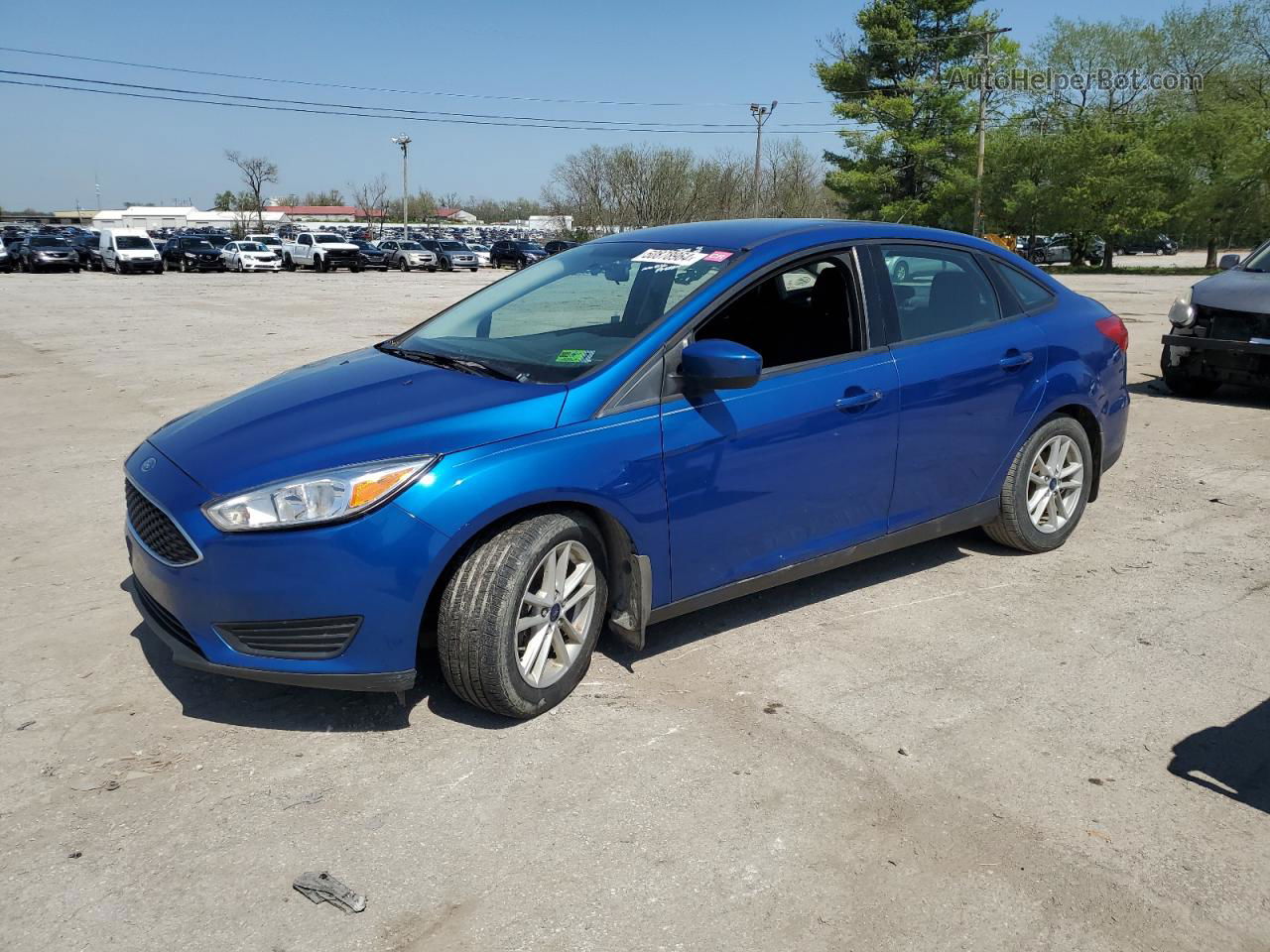 2018 Ford Focus Se Синий vin: 1FADP3FE6JL265142