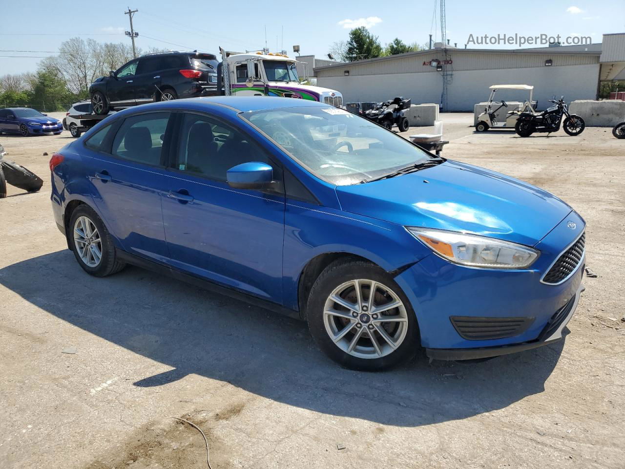 2018 Ford Focus Se Blue vin: 1FADP3FE6JL265142