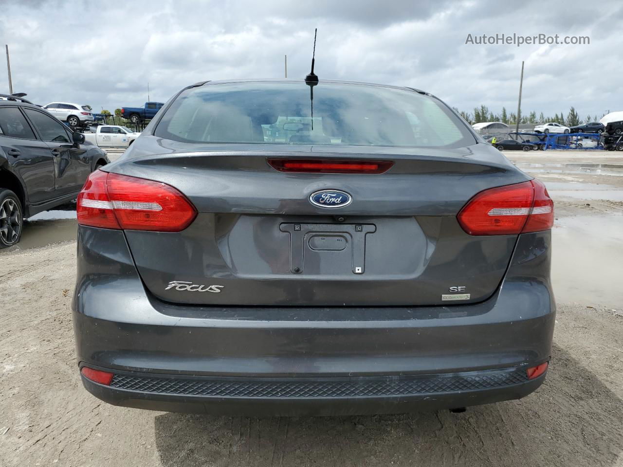 2018 Ford Focus Se Угольный vin: 1FADP3FE7JL209274