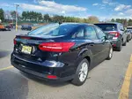 2018 Ford Focus Se vin: 1FADP3FE7JL274612