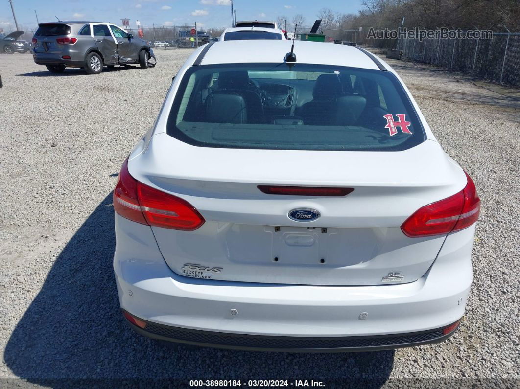 2016 Ford Focus Se White vin: 1FADP3FE8GL257603