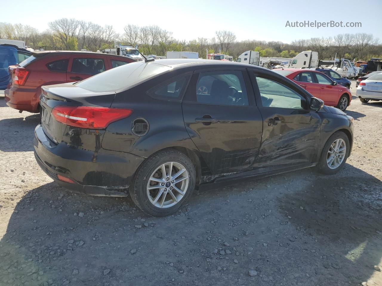 2018 Ford Focus Se Black vin: 1FADP3FE9JL229834