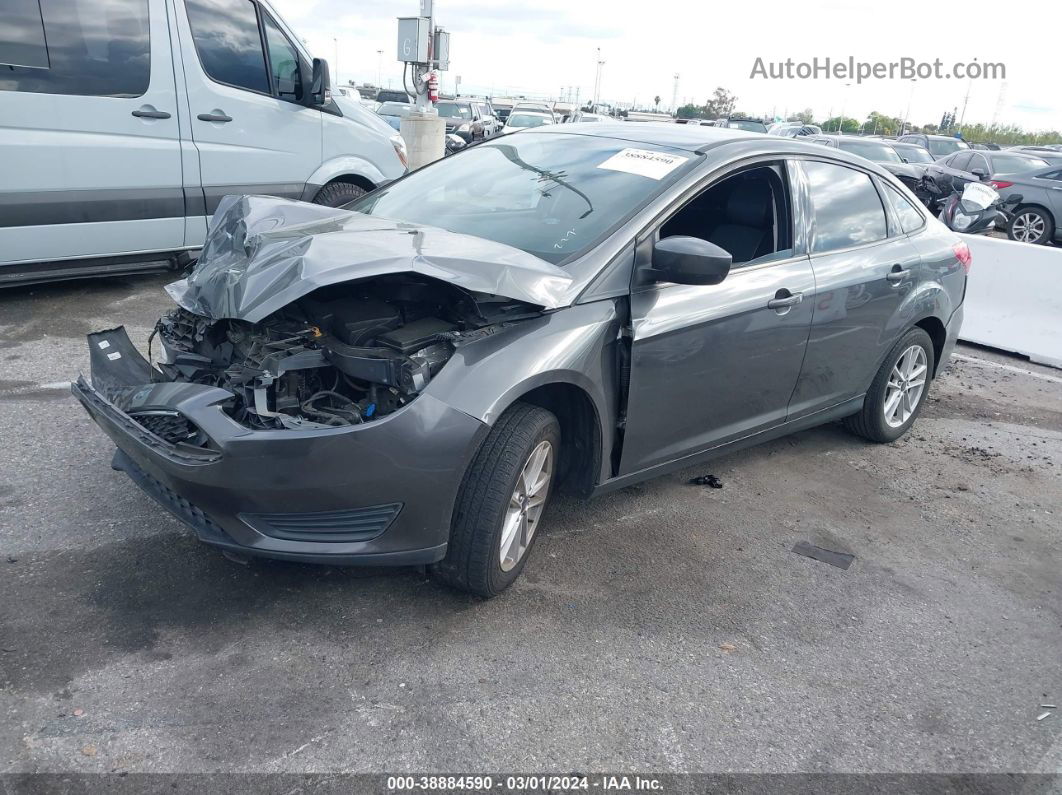 2018 Ford Focus Se Gray vin: 1FADP3FE9JL322501