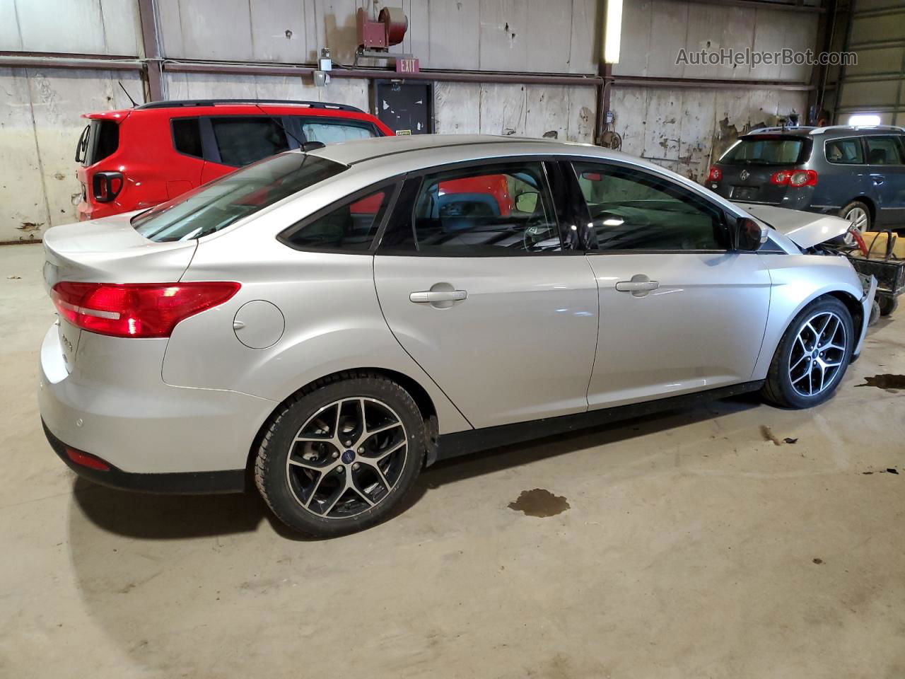 2018 Ford Focus Sel Silver vin: 1FADP3H21JL309664