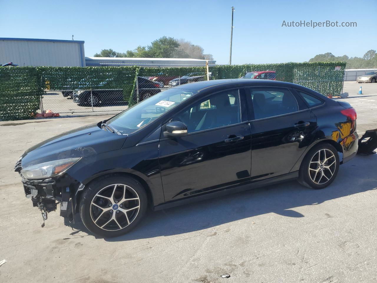 2017 Ford Focus Sel Black vin: 1FADP3H22HL248271