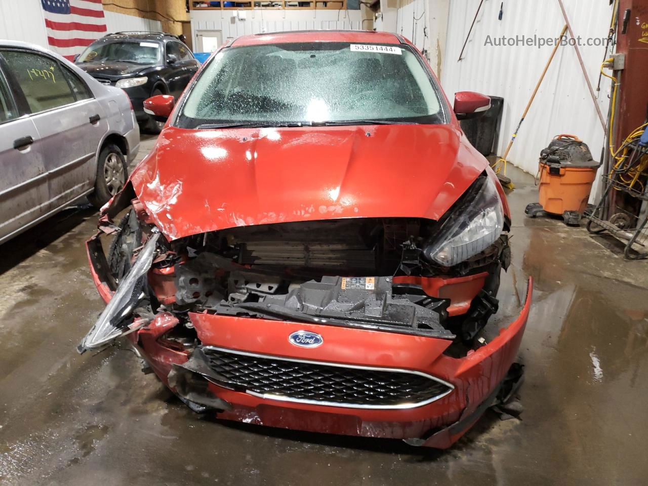 2018 Ford Focus Sel Red vin: 1FADP3H23JL326532