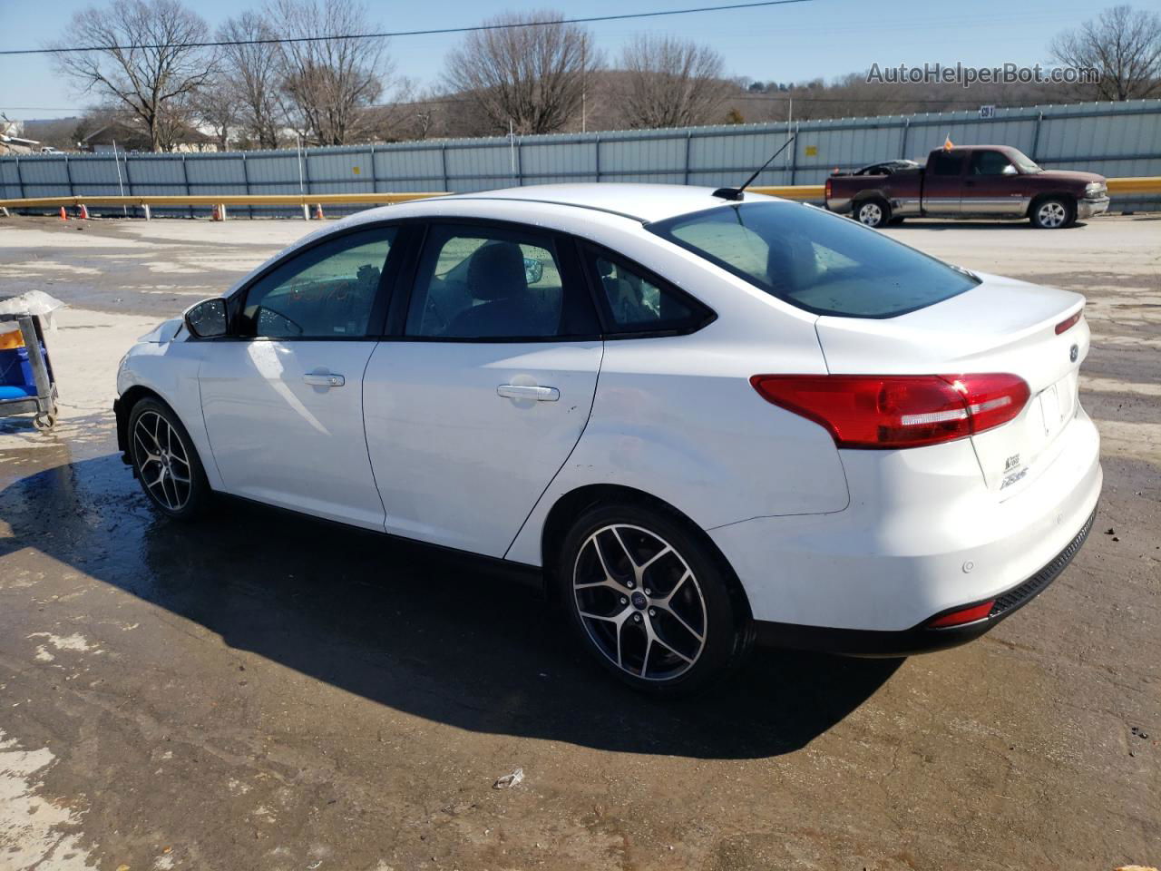 2017 Ford Focus Sel White vin: 1FADP3H26HL293956