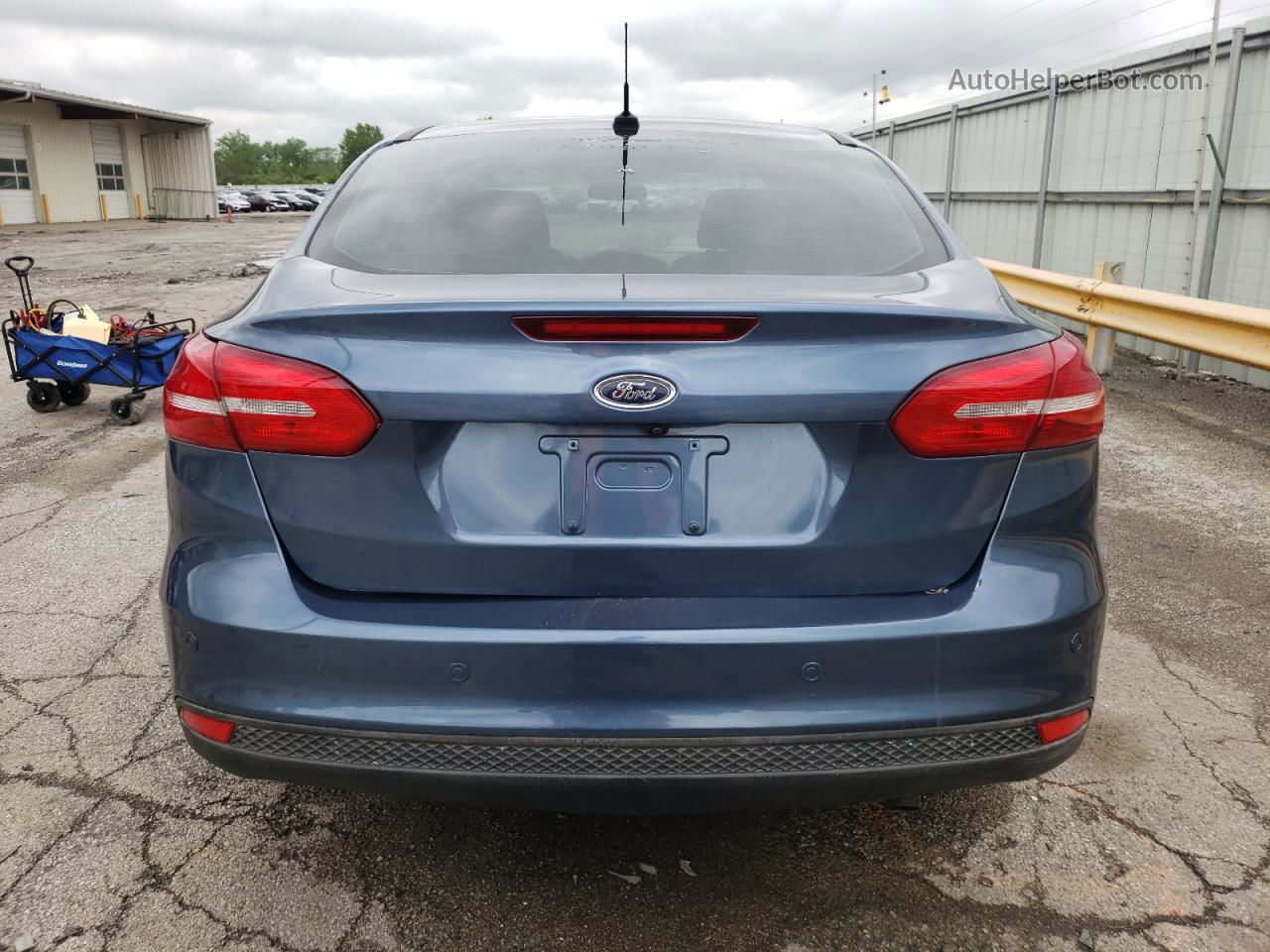 2018 Ford Focus Sel Blue vin: 1FADP3H2XJL209787