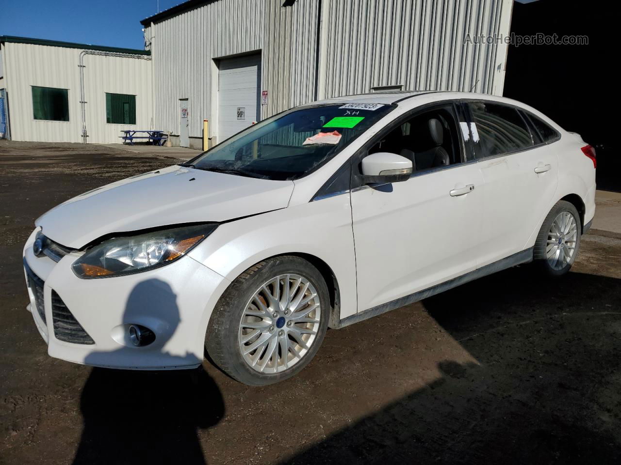 2013 Ford Focus Titanium White vin: 1FADP3J20DL248693