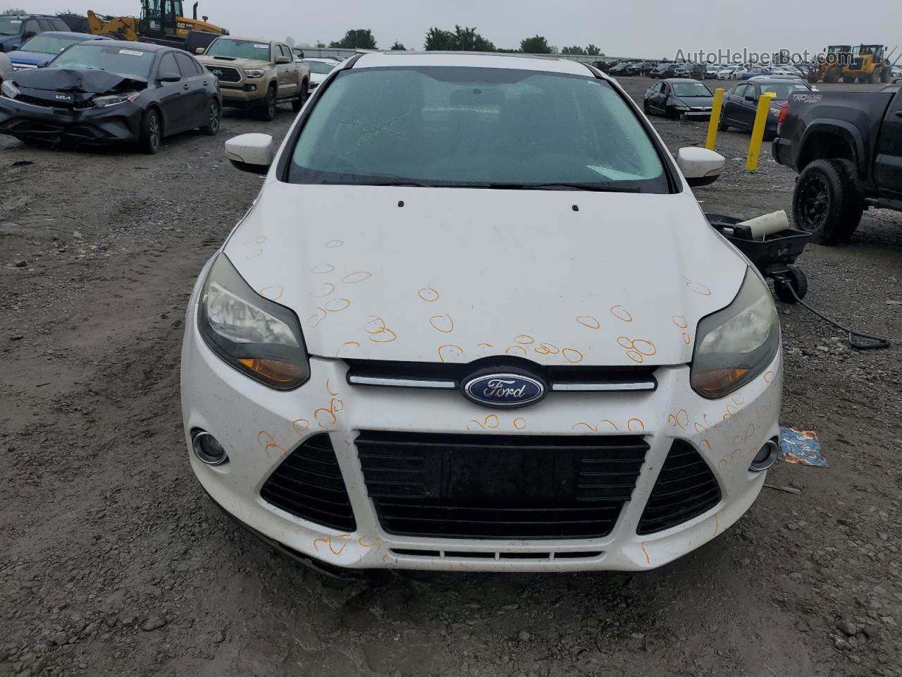 2013 Ford Focus Titanium White vin: 1FADP3J20DL300016