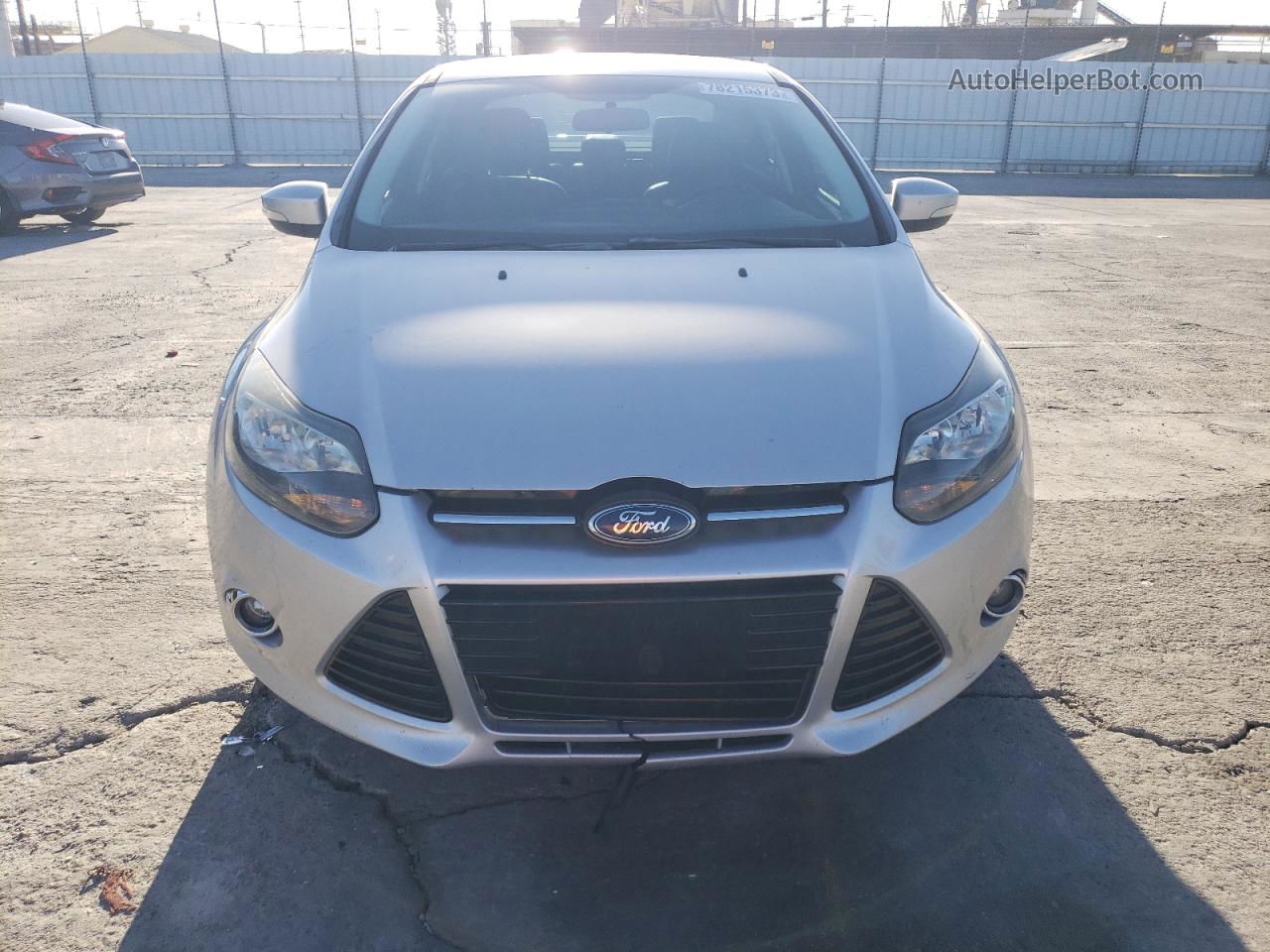 2014 Ford Focus Titanium Silver vin: 1FADP3J20EL198959