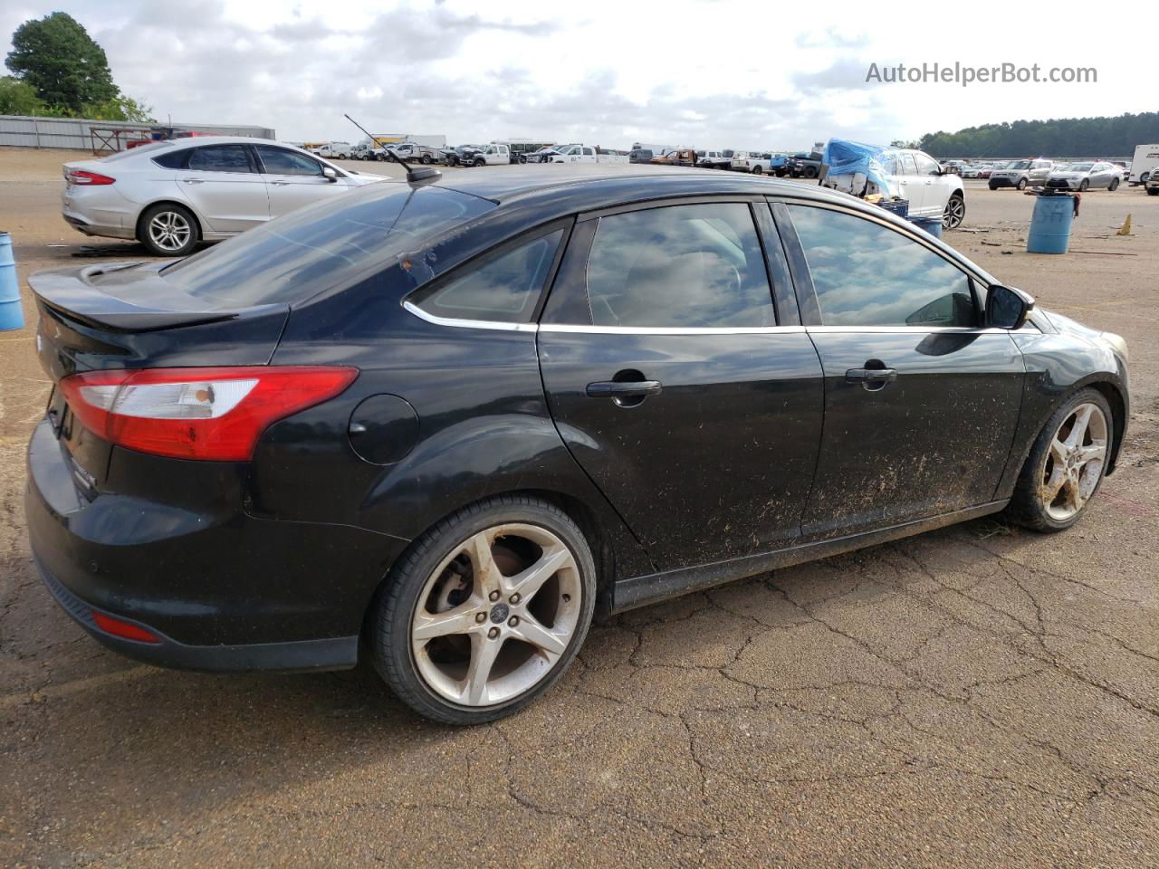 2013 Ford Focus Titanium Black vin: 1FADP3J23DL334158