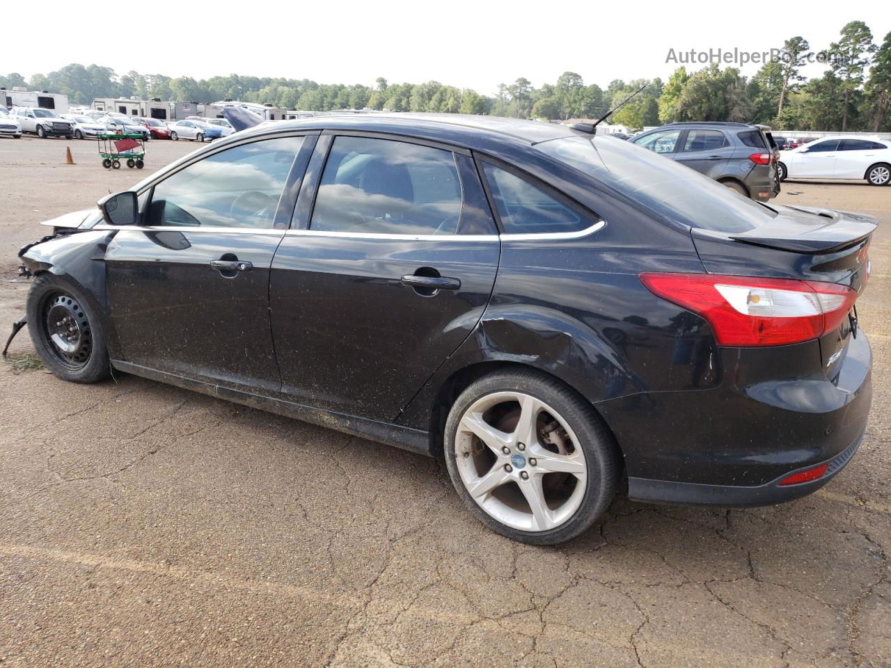 2013 Ford Focus Titanium Black vin: 1FADP3J23DL334158