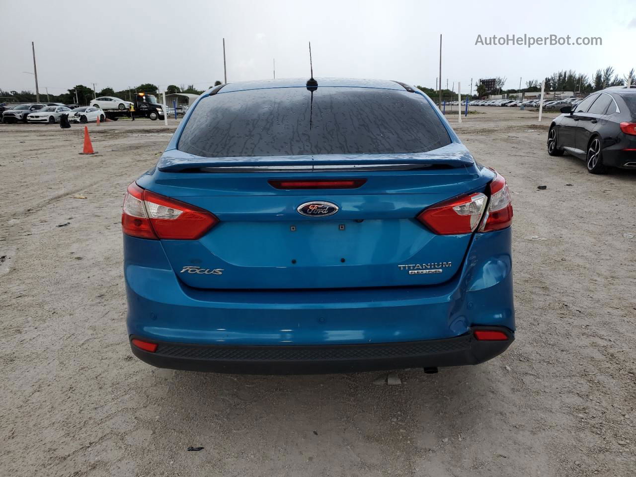 2013 Ford Focus Titanium Blue vin: 1FADP3J23DL359870