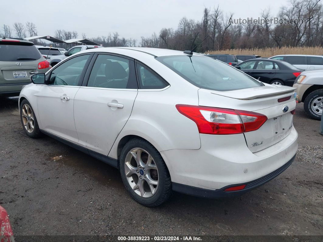 2014 Ford Focus Titanium White vin: 1FADP3J25EL309778