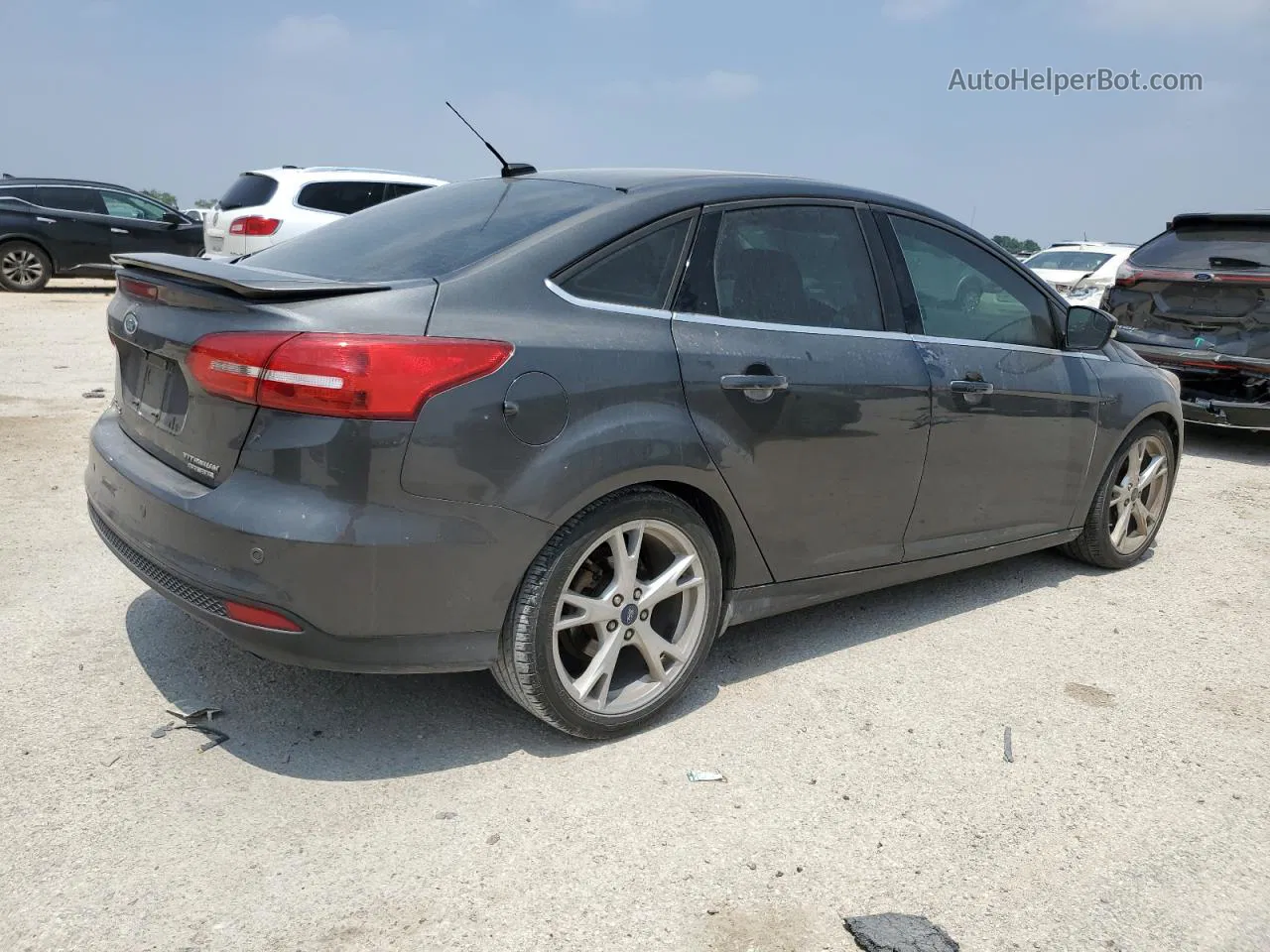 2016 Ford Focus Titanium Угольный vin: 1FADP3J25GL404599