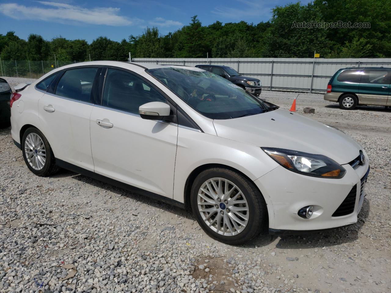 2014 Ford Focus Titanium White vin: 1FADP3J27EL240527