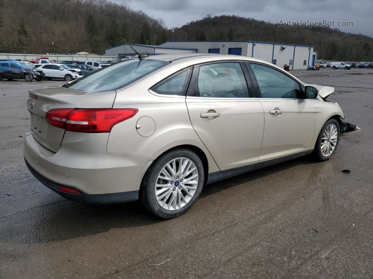 2018 Ford Focus Titanium Gold vin: 1FADP3J29JL294650