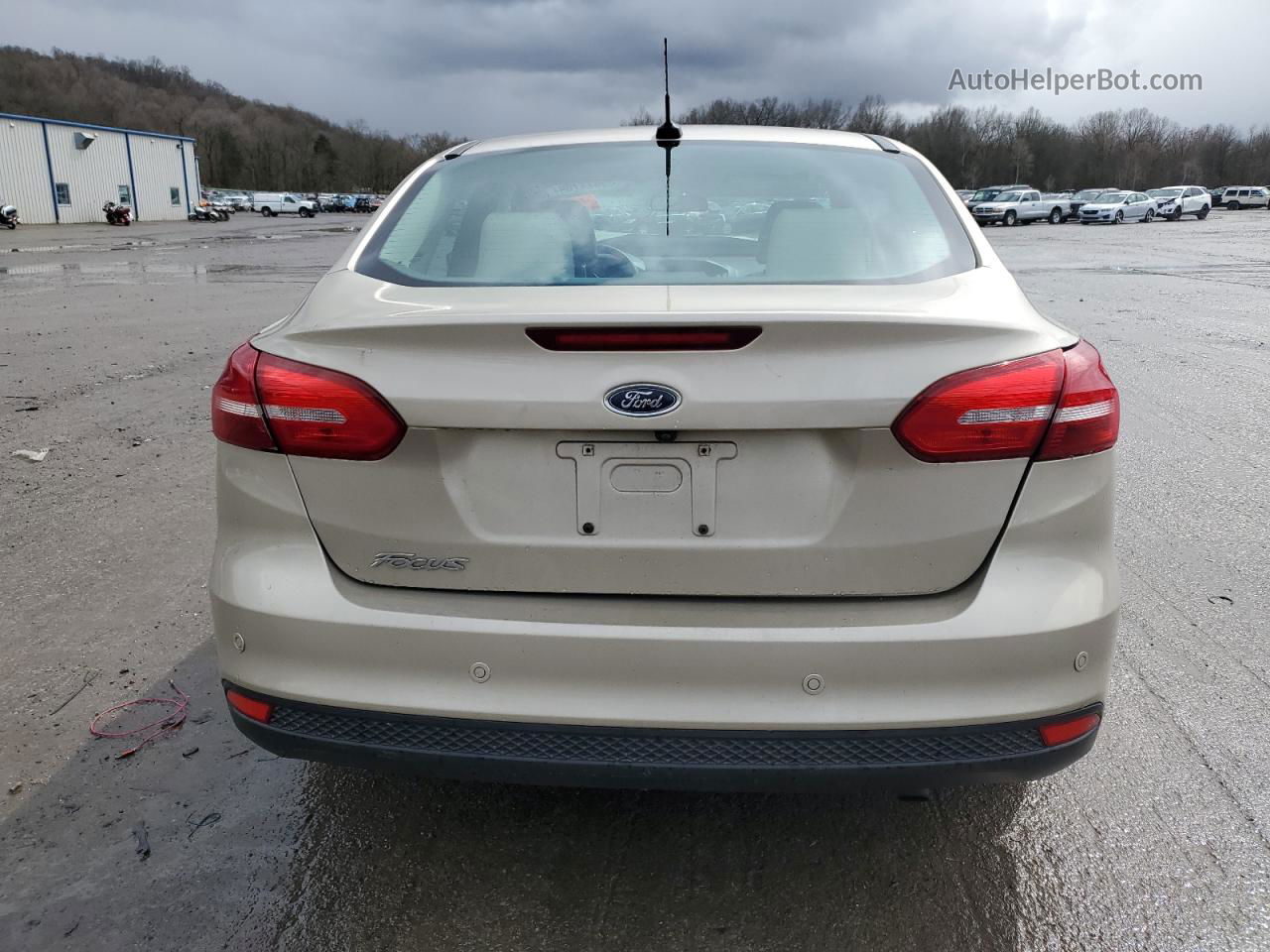 2018 Ford Focus Titanium Gold vin: 1FADP3J29JL294650