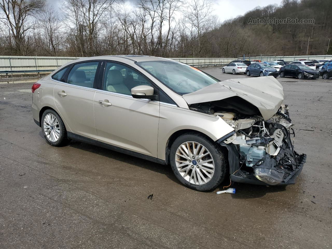 2018 Ford Focus Titanium Gold vin: 1FADP3J29JL294650