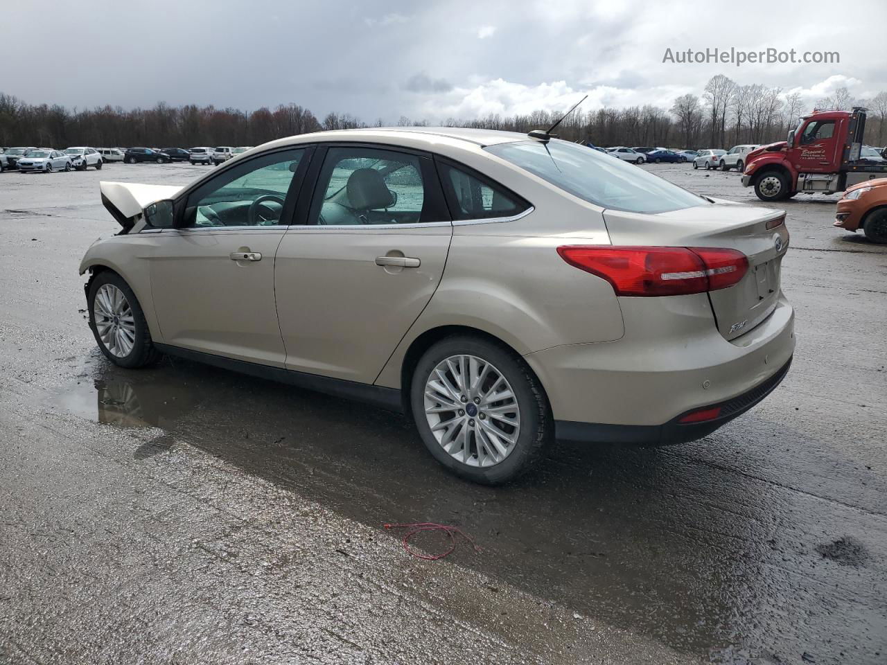 2018 Ford Focus Titanium Gold vin: 1FADP3J29JL294650