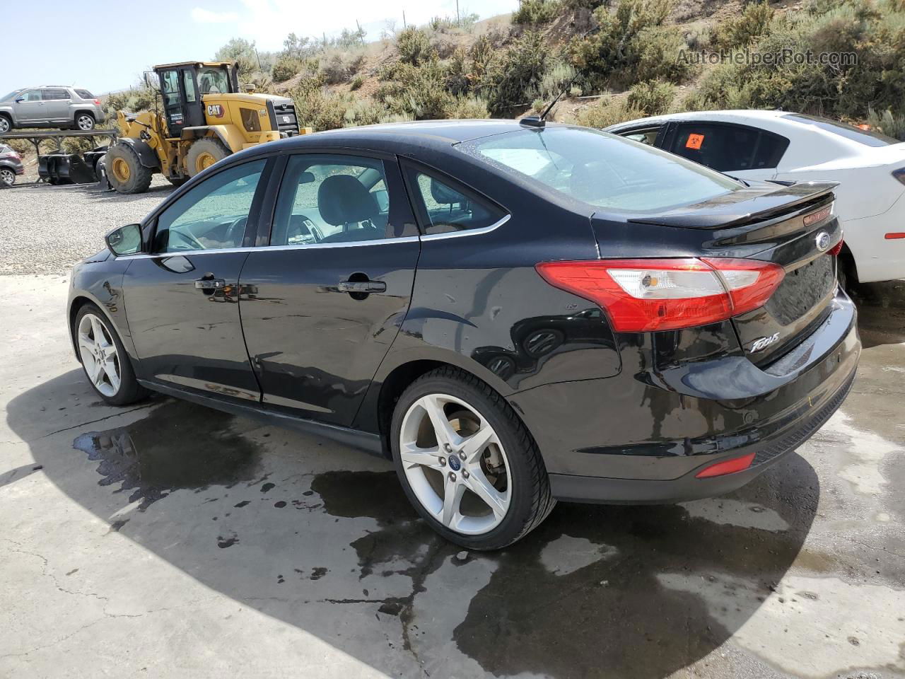 2013 Ford Focus Titanium Black vin: 1FADP3J2XDL117044