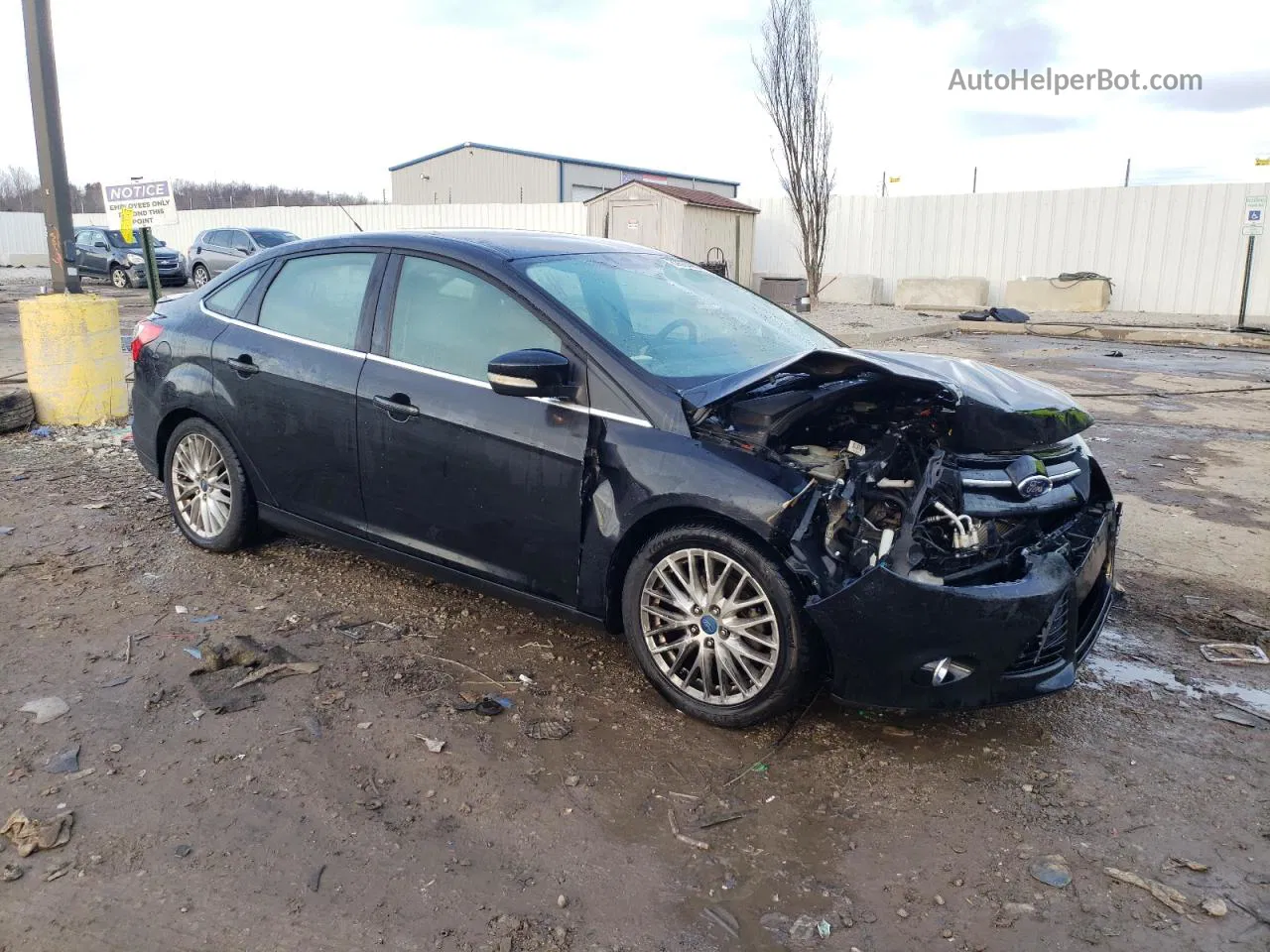 2013 Ford Focus Titanium Black vin: 1FADP3J2XDL137164