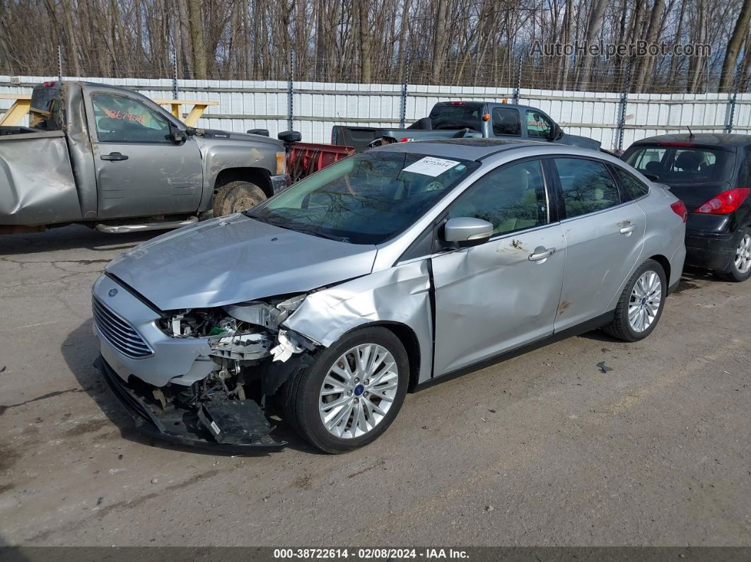 2018 Ford Focus Titanium Silver vin: 1FADP3J2XJL261852