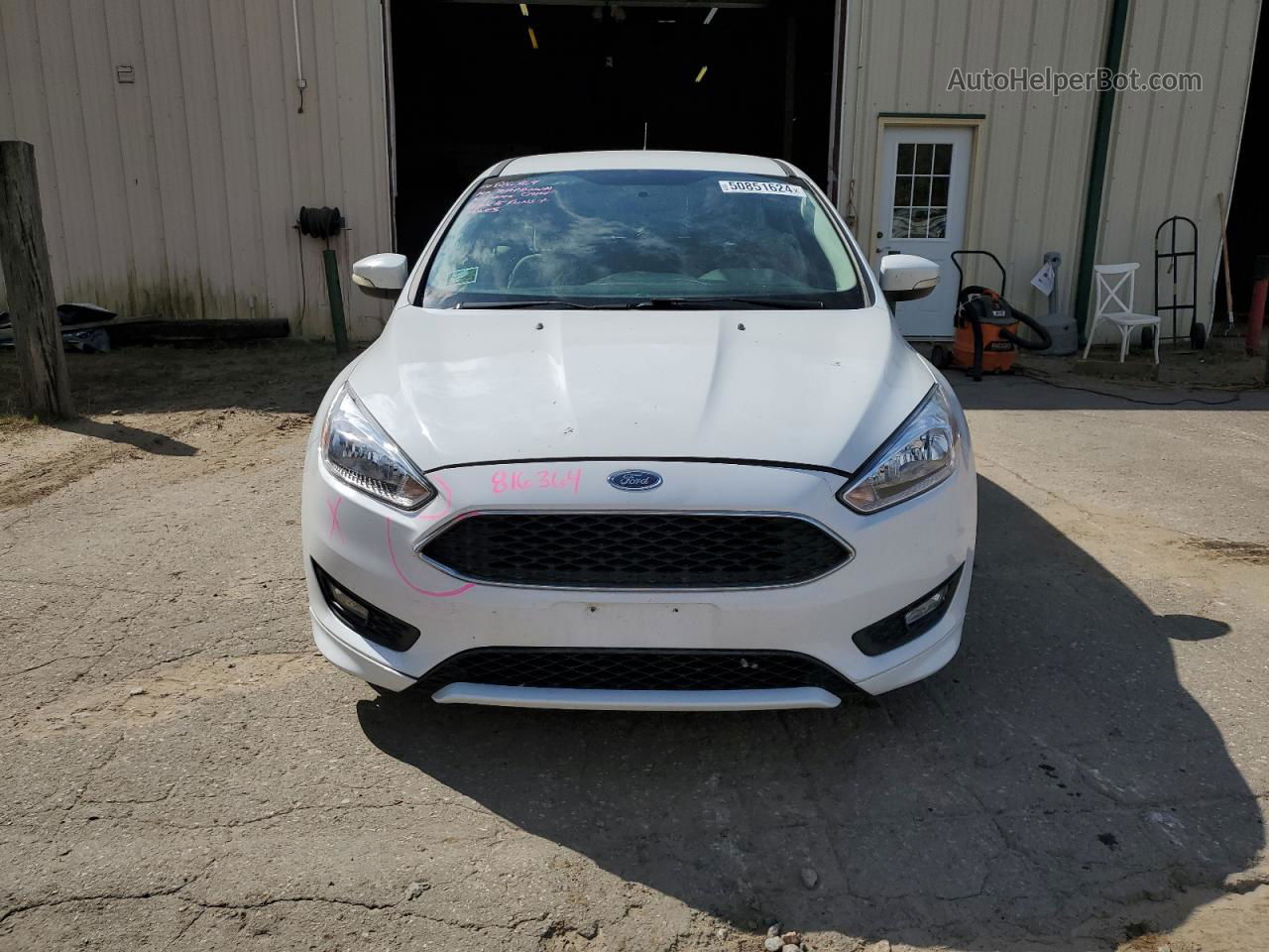 2015 Ford Focus Se Белый vin: 1FADP3K20FL294137