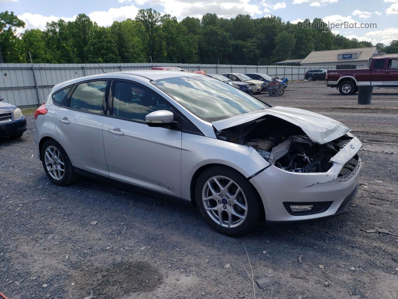 2015 Ford Focus Se Silver vin: 1FADP3K20FL363473