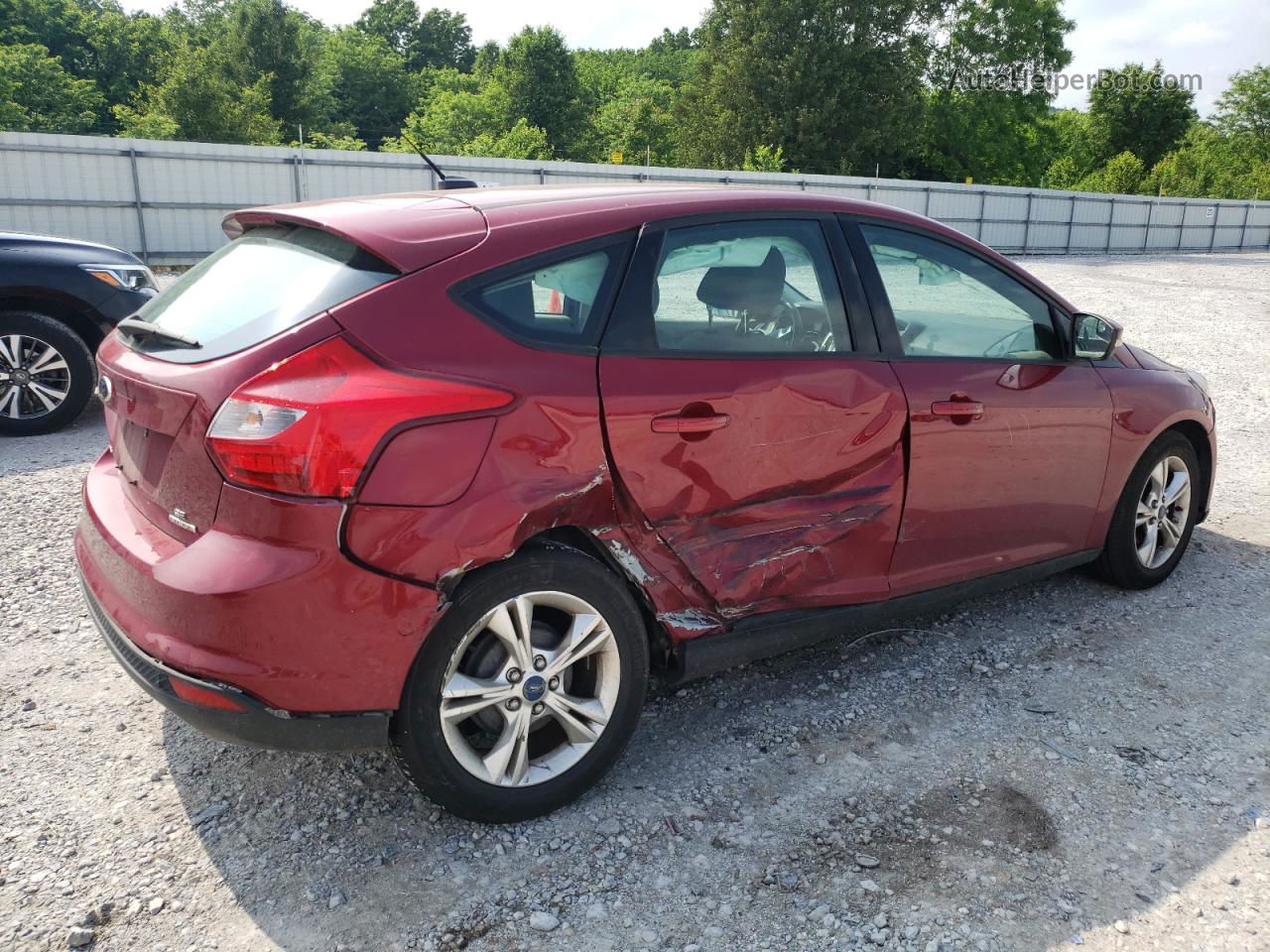 2013 Ford Focus Se Maroon vin: 1FADP3K21DL217287