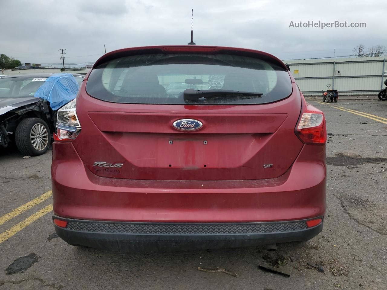 2013 Ford Focus Se Maroon vin: 1FADP3K21DL358747