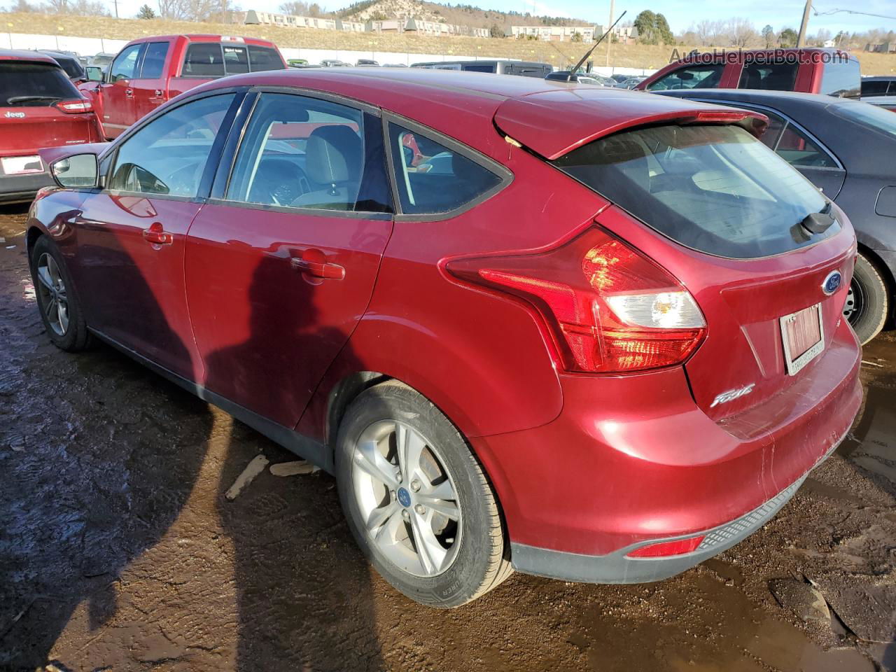 2014 Ford Focus Se Red vin: 1FADP3K21EL165046