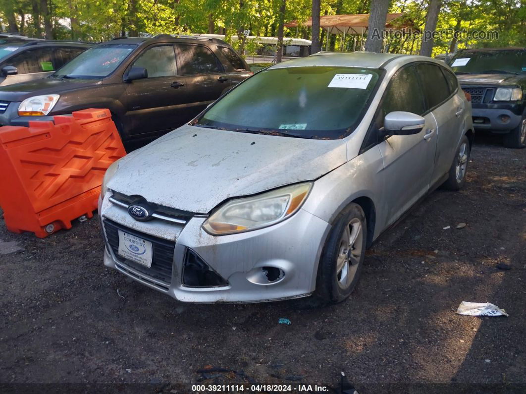 2014 Ford Focus Se Silver vin: 1FADP3K21EL214181