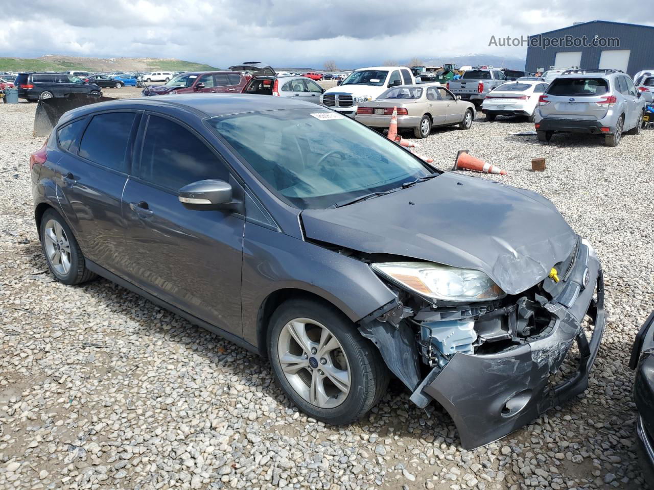 2014 Ford Focus Se Gray vin: 1FADP3K21EL247357