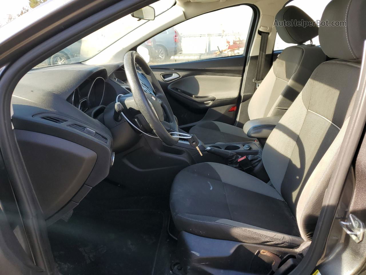 2014 Ford Focus Se Угольный vin: 1FADP3K21EL425395