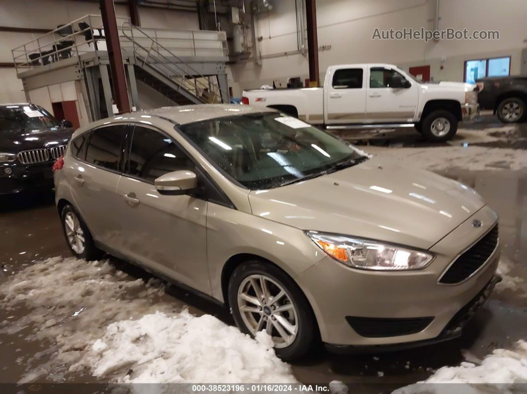 2015 Ford Focus Se Tan vin: 1FADP3K21FL281459