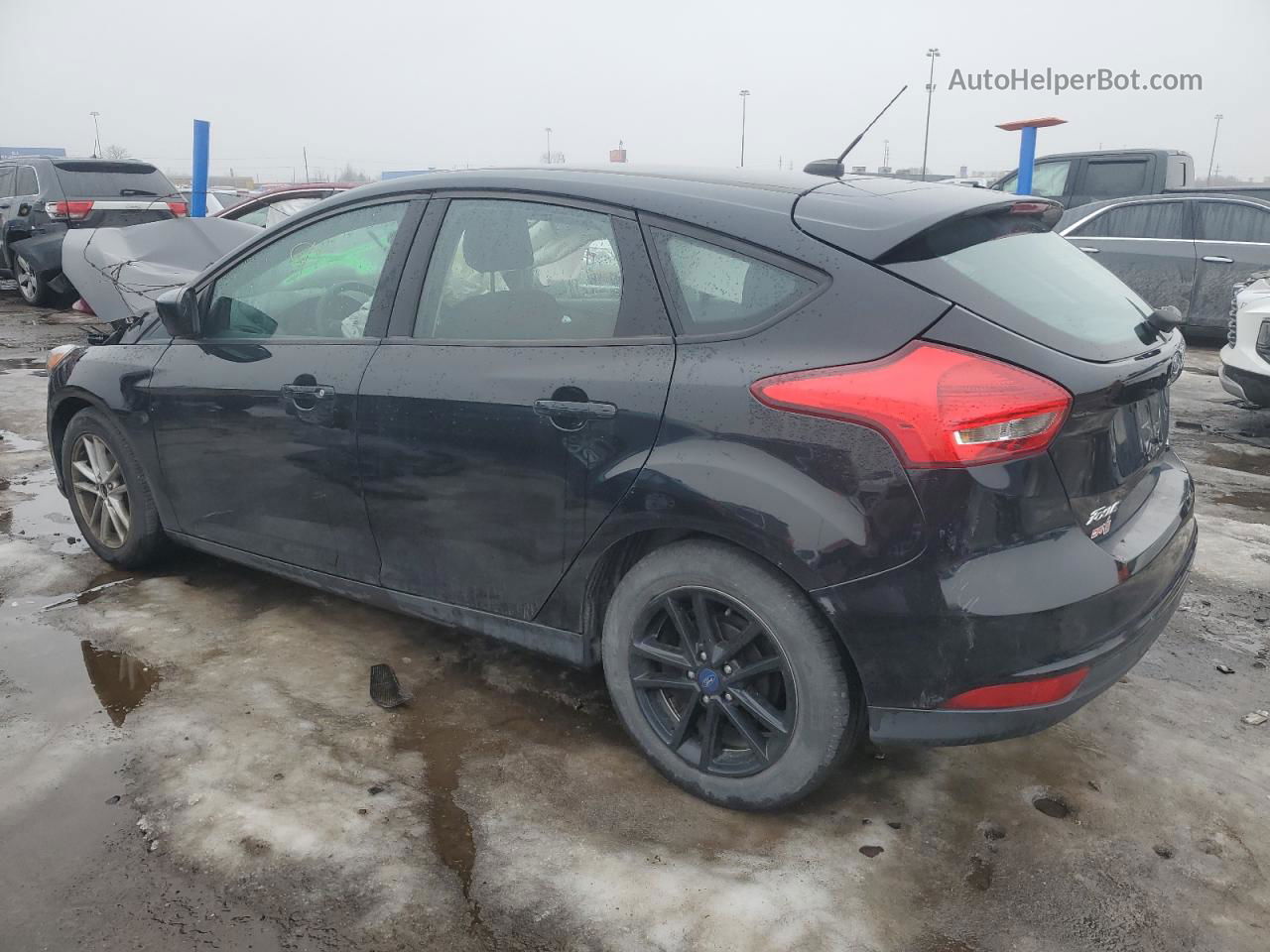 2018 Ford Focus Se Black vin: 1FADP3K21JL206432