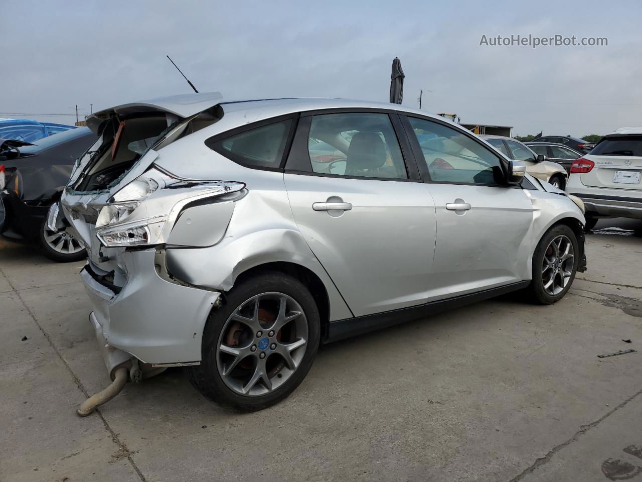 2013 Ford Focus Se Silver vin: 1FADP3K22DL253876