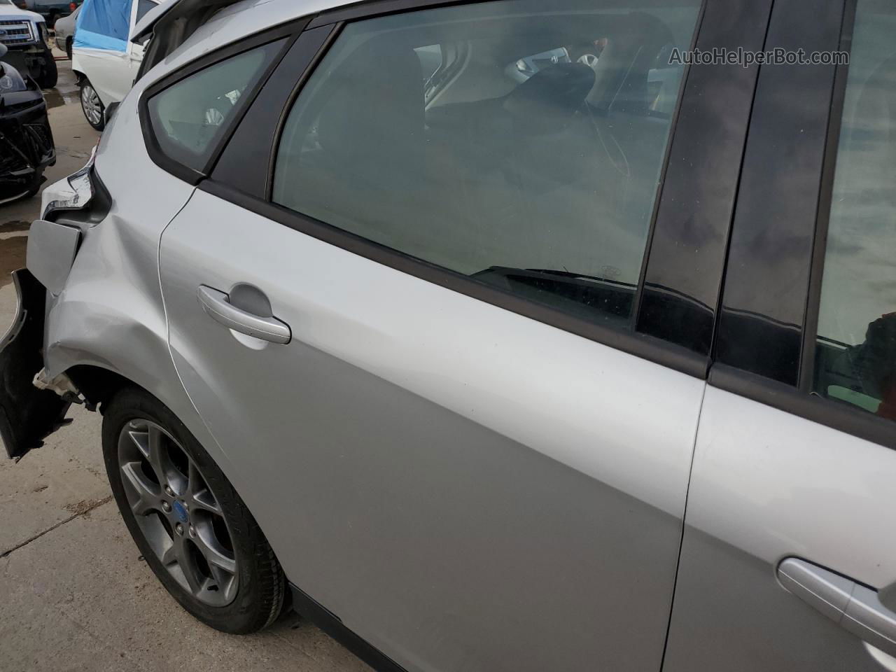 2013 Ford Focus Se Silver vin: 1FADP3K22DL253876