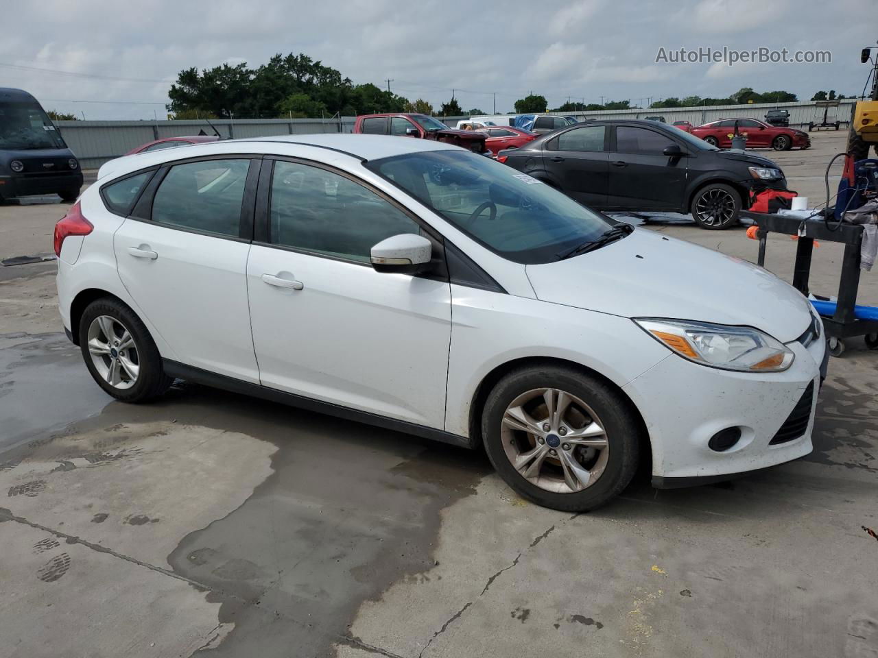 2013 Ford Focus Se White vin: 1FADP3K22DL263064