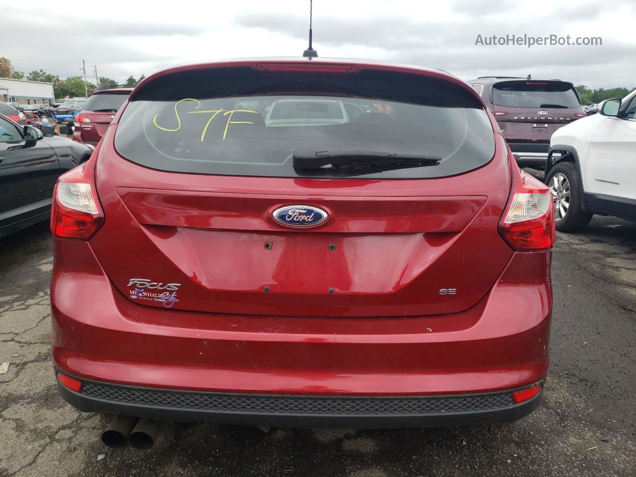 2013 Ford Focus Se Burgundy vin: 1FADP3K22DL358496