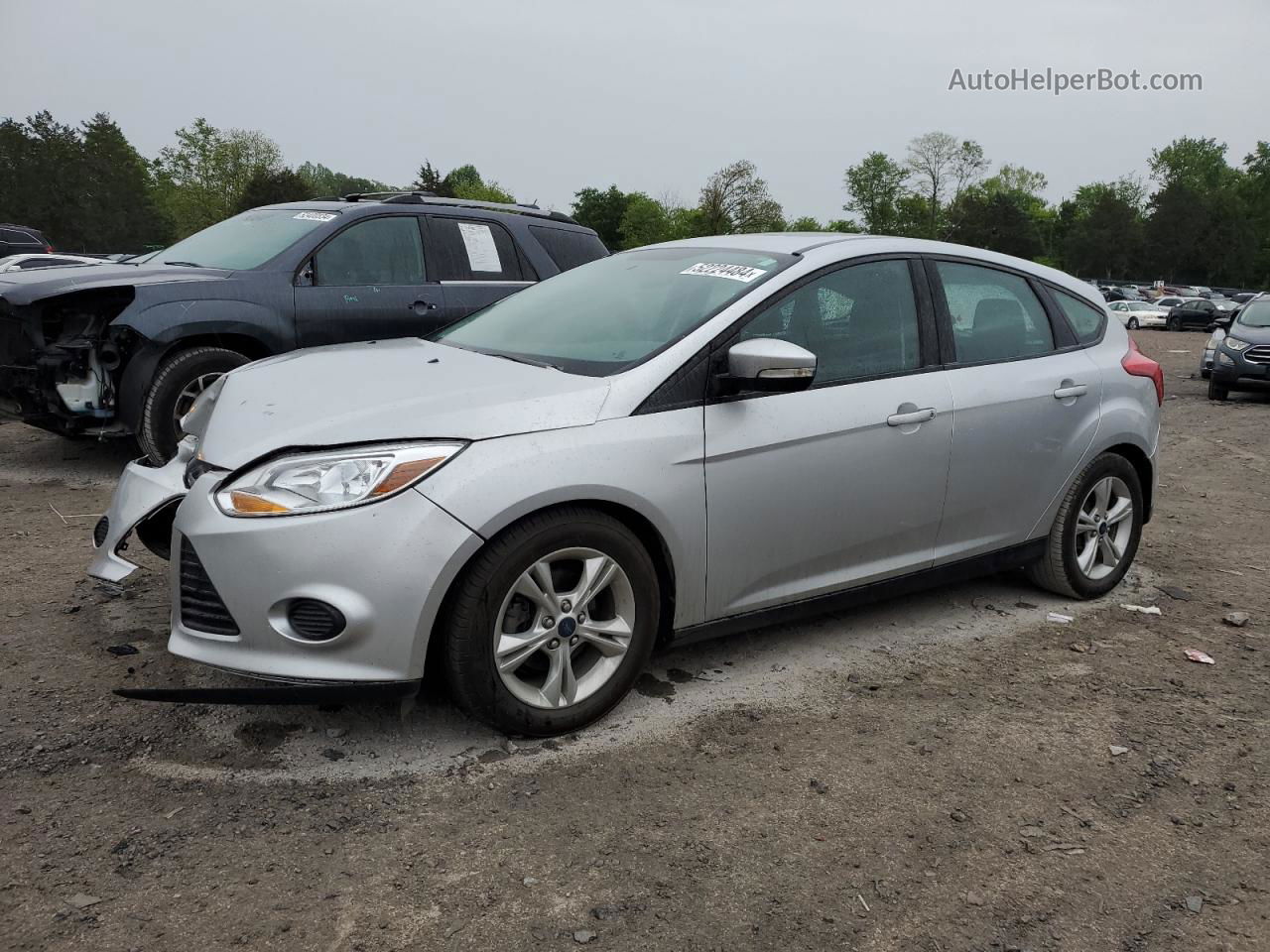 2014 Ford Focus Se Silver vin: 1FADP3K22EL312720