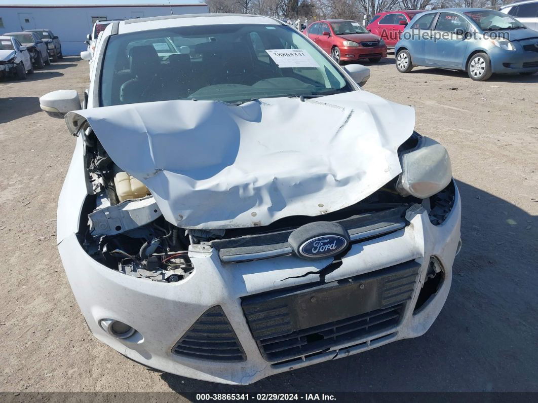 2014 Ford Focus Se White vin: 1FADP3K22EL327976