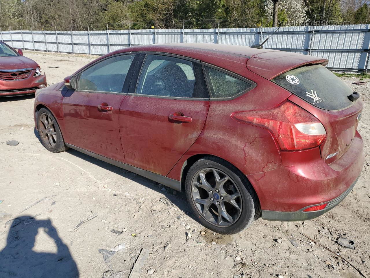 2014 Ford Focus Se Burgundy vin: 1FADP3K22EL414910