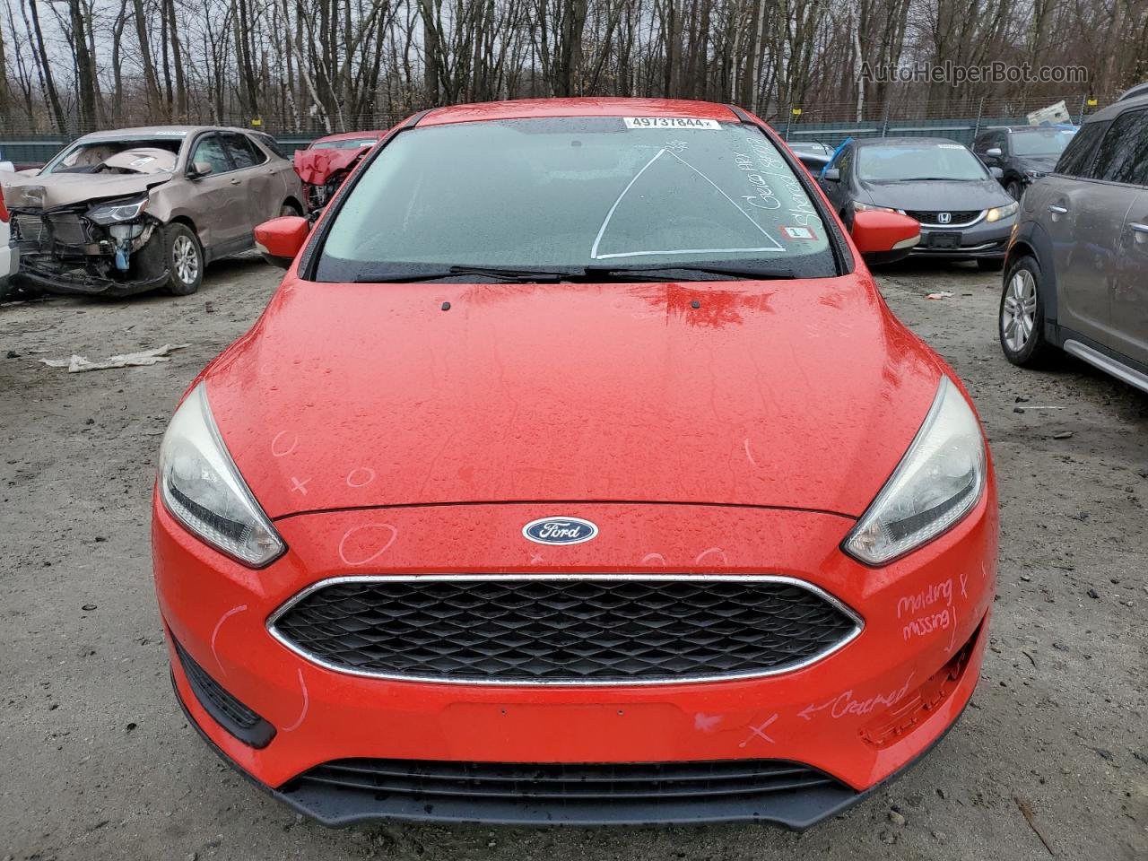 2015 Ford Focus Se Красный vin: 1FADP3K22FL226566