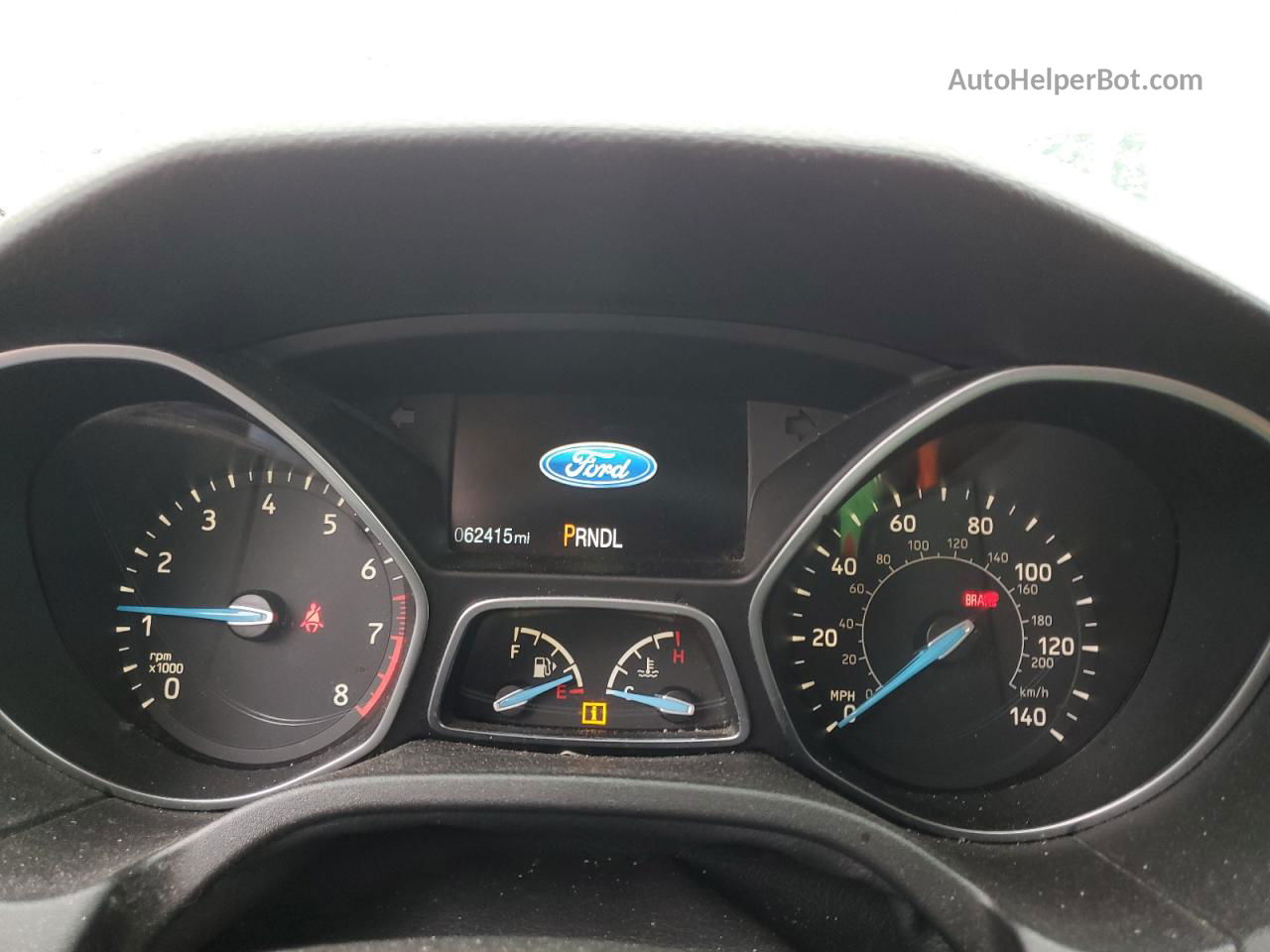 2015 Ford Focus Se Красный vin: 1FADP3K22FL226566