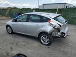 2015 Ford Focus Se Серебряный vin: 1FADP3K22FL244470