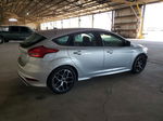 2015 Ford Focus Se Серебряный vin: 1FADP3K22FL341233