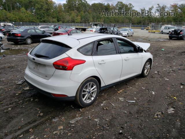 2016 Ford Focus Se Белый vin: 1FADP3K22GL287451